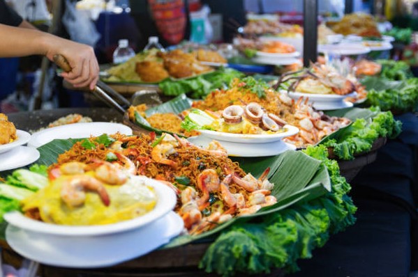 Học viên thực hành tại Food Truck Academy Vietnam